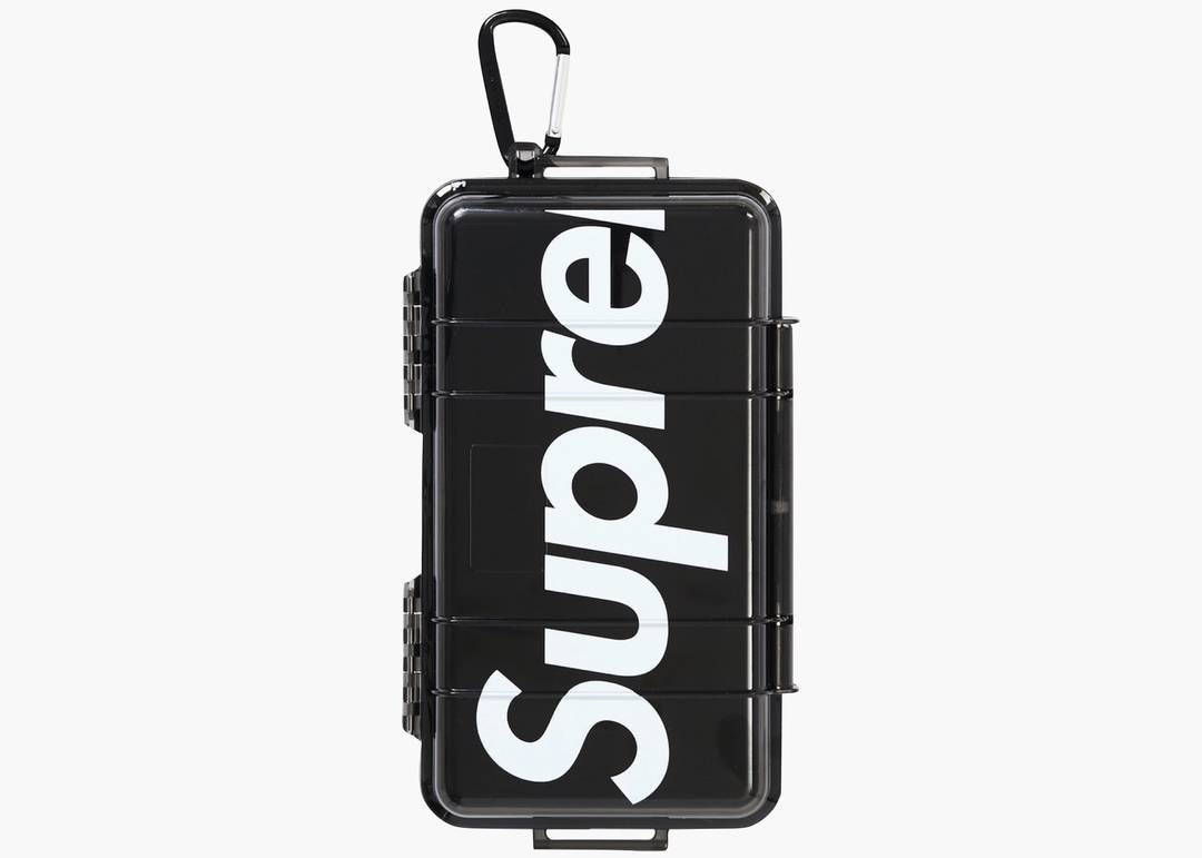 Supreme Pelican 1060 Case Smoke