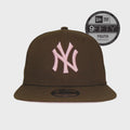YANKEES 1996 WORLD SERIES CHOCOLATE BROWN (7 1\8) PINK BOTTOM)