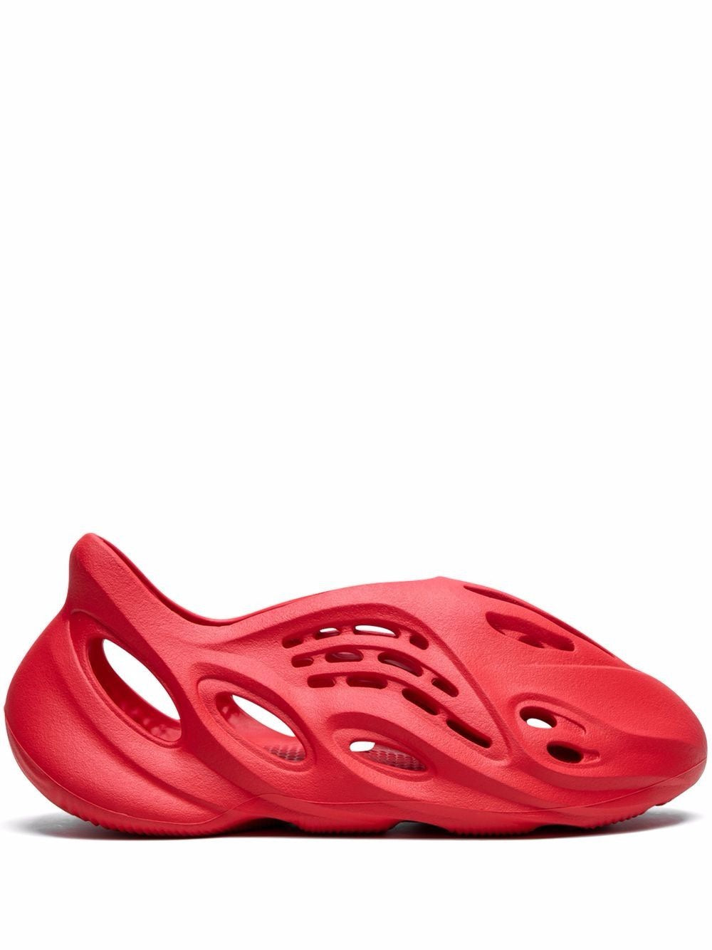 YEEZY FOAM RED SIZE 9