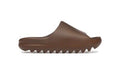 YEEZY SLIDE FLAX SIZE 9 MENS