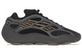YEEZY 700 V3 CLABRO SIZE 10.5 MENS